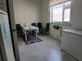 Отдельный дом · 3 комнаты · 150 м² · 6 сот., Нижняя 41 — Район Универмаг ,ост Петровский за 60 млн ₸ в Уральске — фото 15