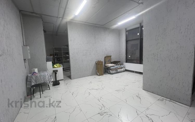 Магазины и бутики · 10 м² за 120 000 ₸ в Астане, Нура р-н — фото 2