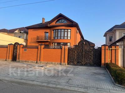 Отдельный дом · 10 комнат · 600 м² · 10 сот., мкр "Шыгыс 1" 81 — Рядом трц Мангыстау за 300 млн 〒 в Актау, мкр "Шыгыс 1"