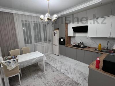 3-комнатная квартира, 106 м², 1/10 этаж, мкр. Алтын орда, Санкибай батыра за 39 млн 〒 в Актобе, мкр. Алтын орда