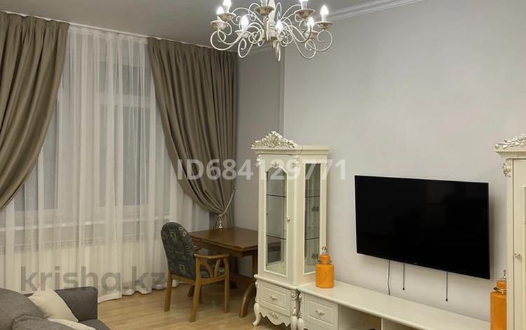 3-бөлмелі пәтер, 95 м², 6/9 қабат ай сайын, Достык 250 — Омарова, бағасы: 699 000 〒 в Алматы, Медеуский р-н — фото 2