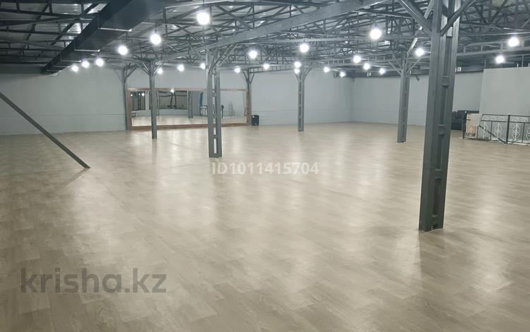 Свободное назначение · 300 м² за 450 000 ₸ в Шымкенте, Енбекшинский р-н — фото 9