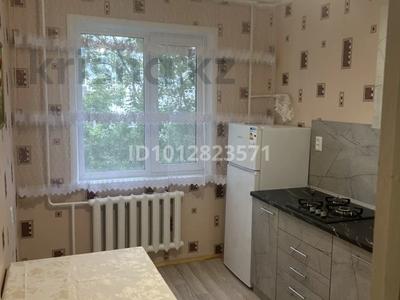 2-бөлмелі пәтер · 55 м² · 3/6 қабат, Городок Строителей — Рынок Жибек Жолы, бағасы: 150 000 ₸ в Кокшетау