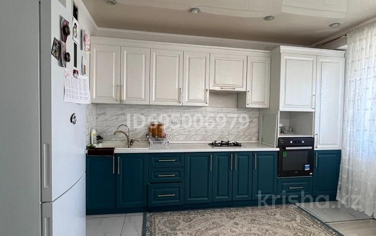 2-бөлмелі пәтер · 63 м² · 10/10 қабат, 17-й мкр 85, бағасы: 26 млн ₸ в Актау — фото 8