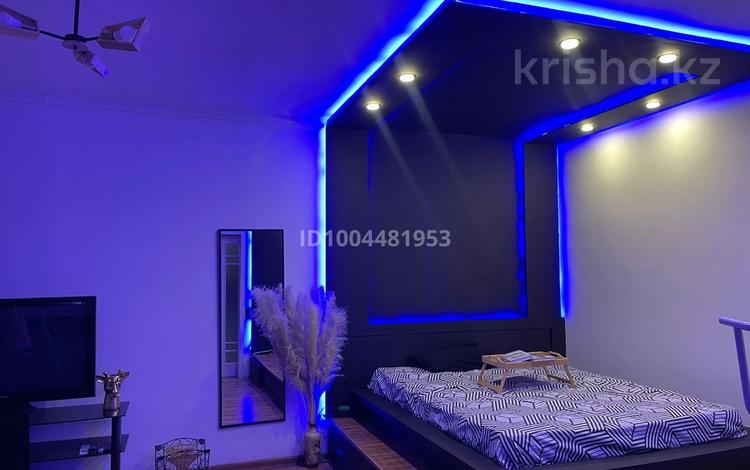1-комнатная квартира · 45 м² · 2/9 этаж, мкр Таугуль-2 14 за 300 000 ₸ в Алматы, Ауэзовский р-н — фото 2