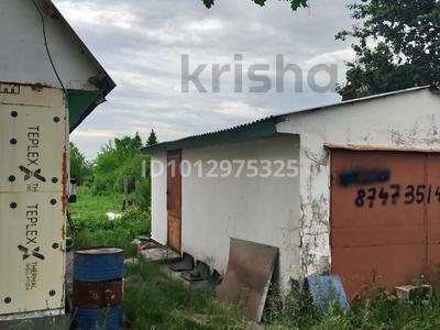 Дача · 3 комнаты · 56 м² · 10 сот., Ветеран инвестеров 1а — Дача Радуга за 3.8 млн ₸ в Усть-Каменогорске, Меновное