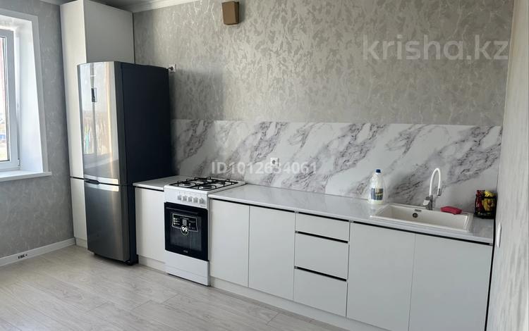 2-бөлмелі пәтер · 65 м² · 4/9 қабат, Кайрбекова 358/4, бағасы: 180 000 ₸ в Костанае — фото 2
