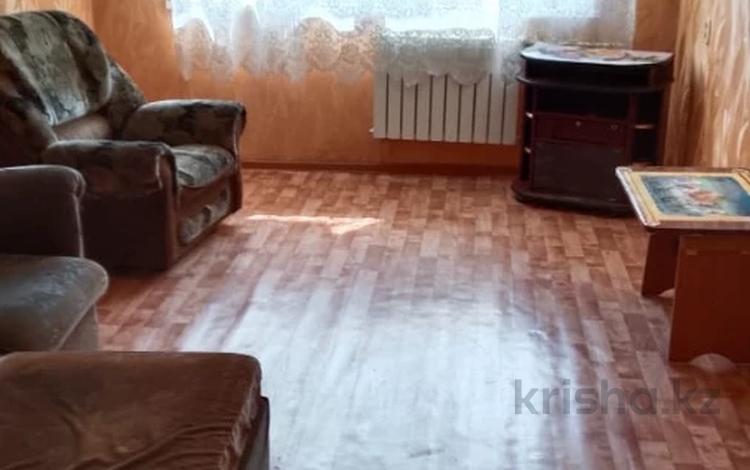 3-комнатная квартира · 60.1 м² · 1 этаж, 7 микрорайон 1 за 6.5 млн ₸ в Житикаре — фото 2