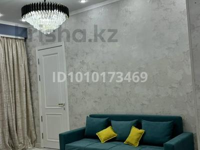 3-комнатная квартира · 82 м², 17-й мкр 6 за 4 000 〒 в Актау