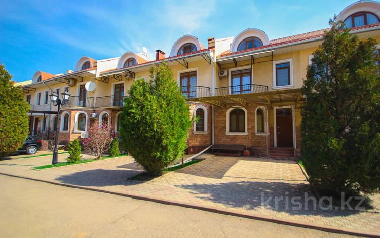 6-бөлмелі пәтер · 265 м², Қарғалы ш/а., Рыскулбекова 19, бағасы: 180 млн ₸ в Алматы, Наурызбайский р-н — фото 2