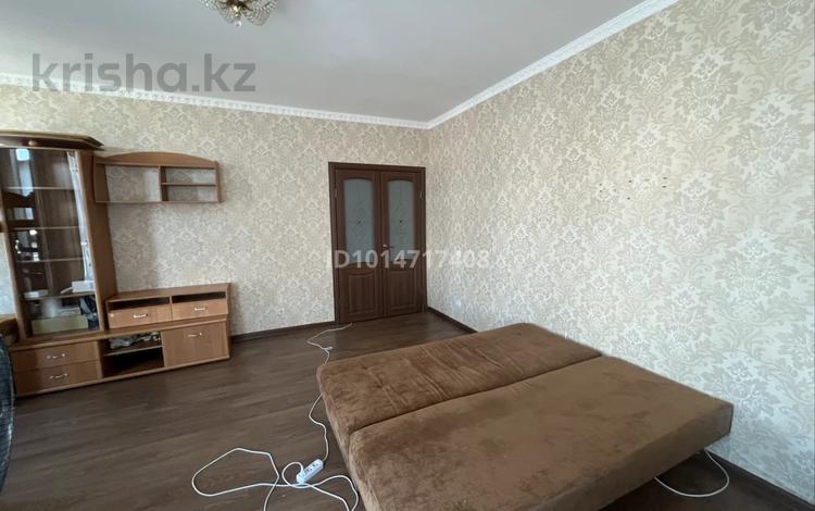 2 комнаты · 88 м², Кабанбай батыра 42 за 65 000 ₸ в Астане, Есильский р-н — фото 2