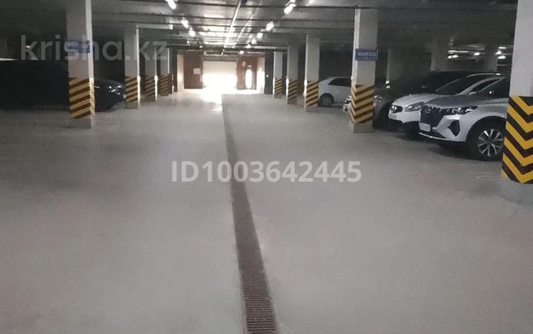 Паркинг · 15.5 м² · Роза Багланова 2 — Туран за 3 млн 〒 в Астане, Нура р-н — фото 2