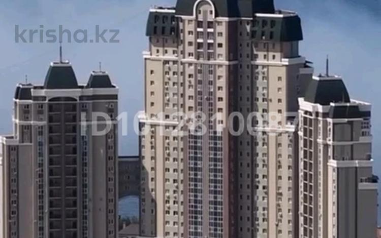 3-бөлмелі пәтер · 120 м² · 6/16 қабат, 15-й мкр 69 ж.к Оазис, бағасы: 450 000 ₸ в Актау — фото 2