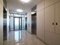 2-комнатная квартира · 65 м² · 6/15 этаж, Тауелсиздик 56/2 за 55 млн ₸ в Астане, Сарайшык р-н — фото 9