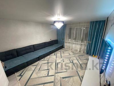 4-комнатная квартира · 81 м² · 1/5 этаж, Пр. Н.Назарбаева 87 за 32 млн 〒 в Усть-Каменогорске