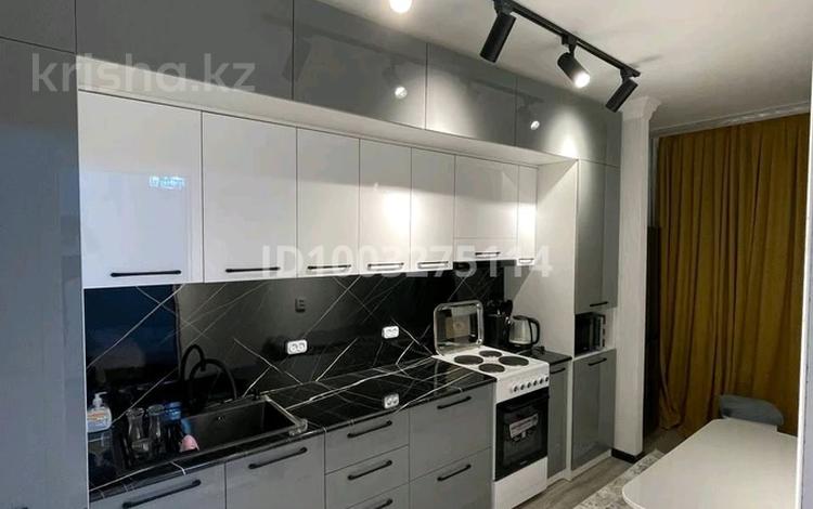 1-комнатная квартира · 40 м² · 2/12 этаж, 9 42/1 — Возле Акимата за 10 000 〒 в Туркестане — фото 2