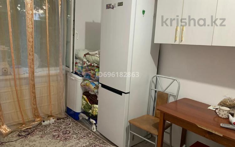 1-комнатная квартира, 13 м², 3/5 этаж, Ади Шарипова 118 — Центральный Стадион за 9.8 млн 〒 в Алматы, Алмалинский р-н — фото 2