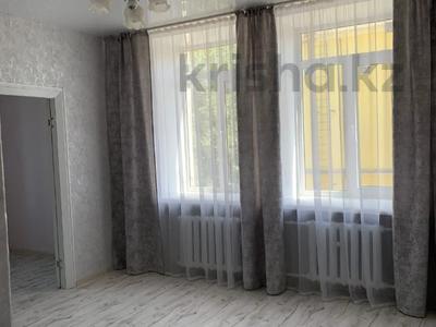 2-комнатная квартира · 40.1 м² · 3/4 этаж, Назарбаева 72 за 18 млн 〒 в Усть-Каменогорске