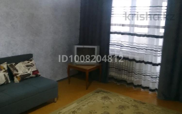 1-бөлмелі пәтер · 52 м² · 8/9 қабат, 4 микр. — Школа 3, бағасы: 100 000 ₸ в Аксае — фото 2