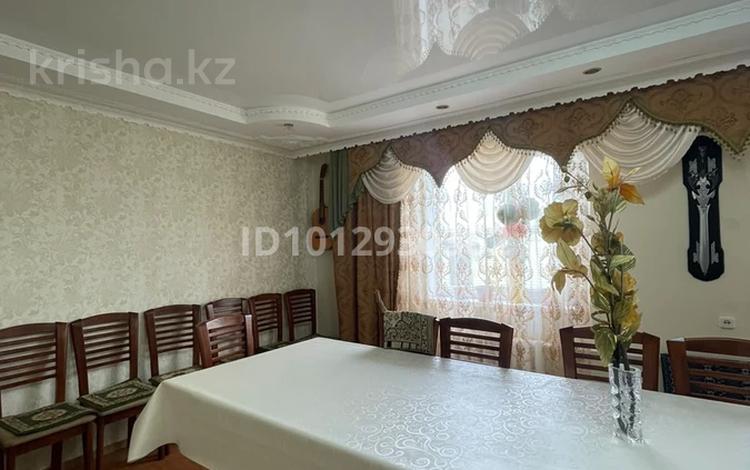 Жеке үй · 5 бөлме · 200 м² · 10 жүзд., Торайғырова — Возле сш#1, бағасы: 25 млн ₸ в Кандыагаш — фото 2