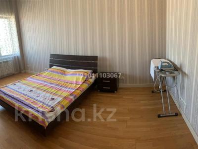 4-комнатная квартира · 176 м² · 8/8 этаж, Кабанбай Батыра 13 — Сарайшык (Мухамедханова) за 700 000 〒 в Астане, Есильский р-н