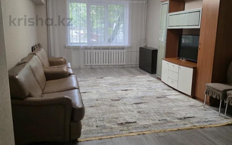 3-комнатная квартира · 55 м² · 1/5 этаж, Шокана Уалиханова за 350 000 ₸ в Алматы, Медеуский р-н — фото 3