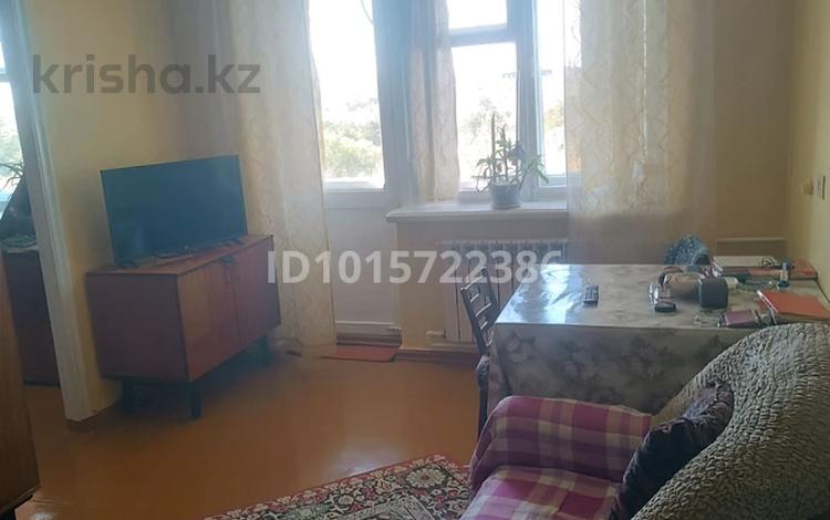 2-бөлмелі пәтер · 41.1 м² · 5/5 қабат, Жаңа қала ш/а., Ержанова 47/2 — Челюстно лицевая, бағасы: 15 млн ₸ в Караганде, Казыбек би р-н — фото 2