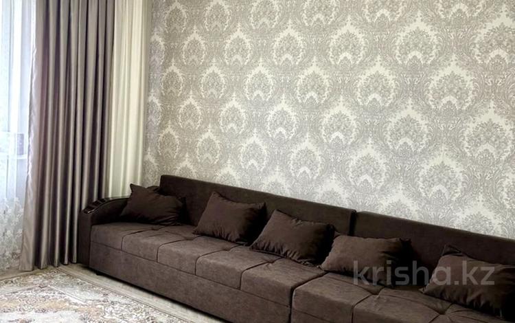 2-комнатная квартира · 65.5 м² · 7/9 этаж, мкр Аксай-1 11/7 за 43.5 млн ₸ в Алматы, Ауэзовский р-н — фото 2