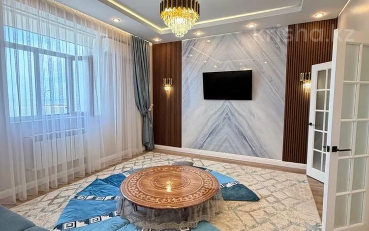 2-комнатная квартира · 77 м² · 3/15 этаж, 17-й мкр. 6 за 46.5 млн ₸ в Актау, 18-й мкр  — фото 2