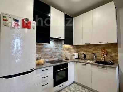 2-бөлмелі пәтер, 60 м², 7/7 қабат ай сайын, мкр Атырау 11, бағасы: 300 000 〒 в Алматы, Медеуский р-н