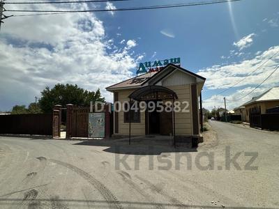 Отдельный дом · 8 комнат · 290 м² · 8 сот., Енбек 98 — Президент бағына қарама қарсы за 600 000 〒 в 