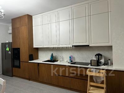 4-комнатная квартира · 200 м² · 2/4 этаж, Аягоз 1 — Туран за 152 млн ₸ в Астане, Нура р-н