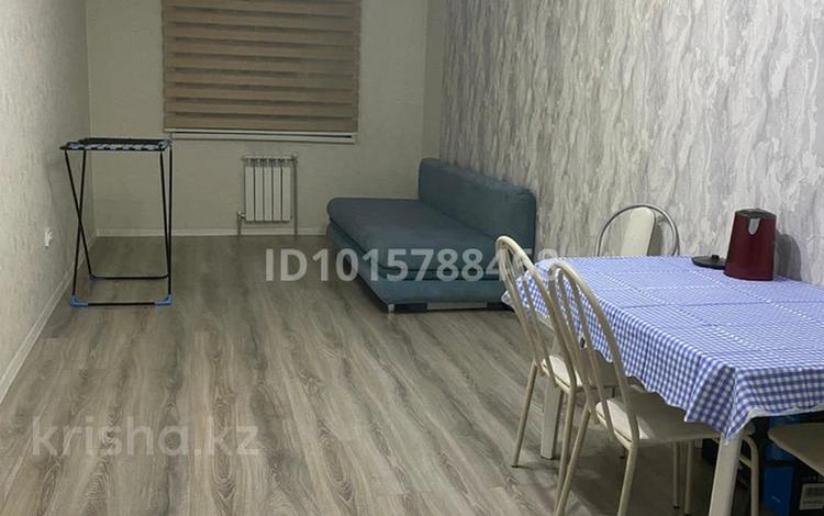 2-комнатная квартира · 50 м² · 6/9 этаж, мкр Аккент 64 за 18 000 ₸ в Алматы, Алатауский р-н — фото 2