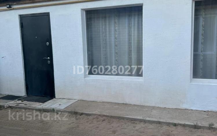 1-бөлмелі пәтер · 18 м², мкр Жилгородок, Ш.Калдаякова 16 кв 1 — Есет Батыра - Калдаякова, бағасы: 130 000 ₸ в Актобе — фото 2