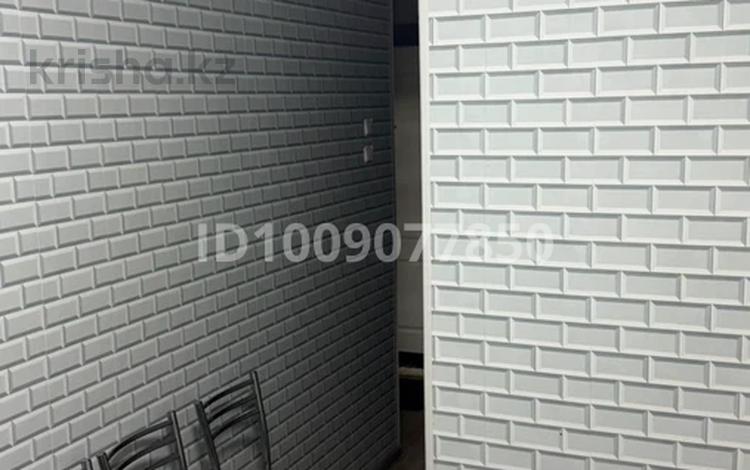 2-комнатная квартира · 44 м² · 5/5 этаж, 1А 18 за 10 млн ₸ в Сарани — фото 2