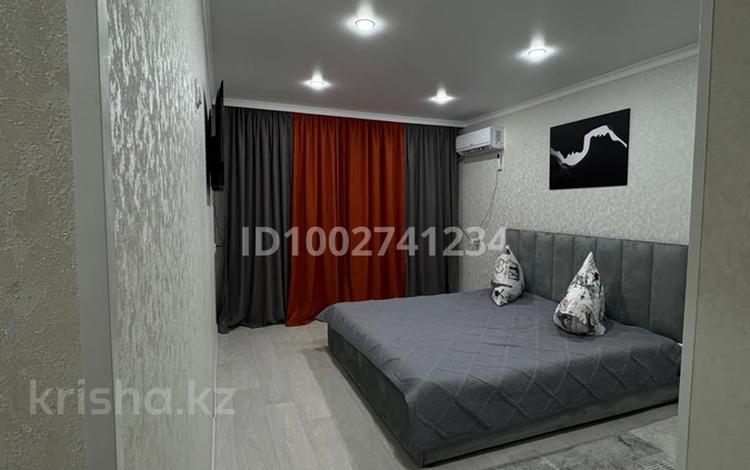 1-комнатная квартира · 36 м² · 1/5 этаж, Микр Самал 18 — Напротив школы 38 за 15 000 ₸ в Таразе — фото 2