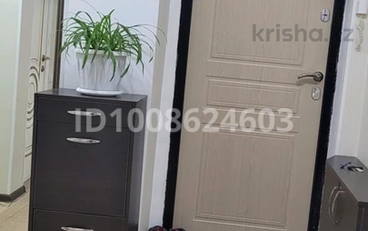 3-комнатная квартира · 69.8 м² · 4/5 этаж, мкр Мамыр, Мкр Мамыр улица Спортивная12 12 — По ул.Джандосова и ул.Яссауи за 48.5 млн ₸ в Алматы, Ауэзовский р-н — фото 2