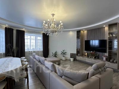 4-бөлмелі пәтер · 157.7 м² · 2/6 қабат, Маяковского, бағасы: 68 млн ₸ в Костанае