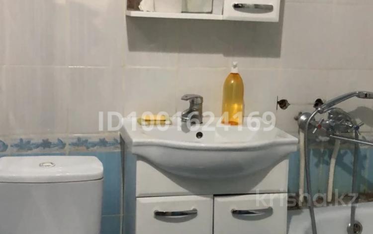 2-бөлмелі пәтер · 45 м² · 1/9 қабат, Красина 8/1 — Шакарима, бағасы: 14 000 ₸ в Усть-Каменогорске, Ульбинский — фото 2