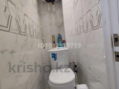 2-комнатная квартира · 44 м² · 5/5 этаж, Майкудук, Майкудук, 18й микрорайон 25 за 12.5 млн ₸ в Караганде, Алихана Бокейханова р-н