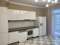 4-комнатная квартира, 120 м², 4/4 этаж помесячно, Мухита Калимова 24/2 за 500 000 〒 в Атырау, мкр Авангард-3 — фото 2