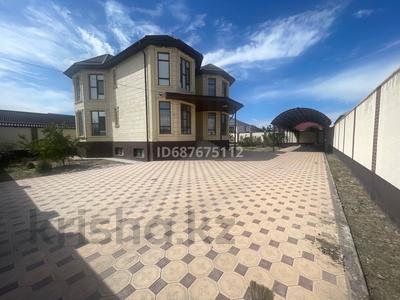 Отдельный дом • 9 комнат • 380 м² • 10 сот., Массив Гидрокомплекс за 180 млн 〒 в Таразе