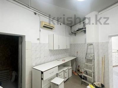 Аренда коммерческой недвижимости в Алматы: Свободное назначение · 120 м² за 500 000 〒 Свободное назначение · 120 м² за 500 000 〒 в Алматы, Ауэзовский р-н
