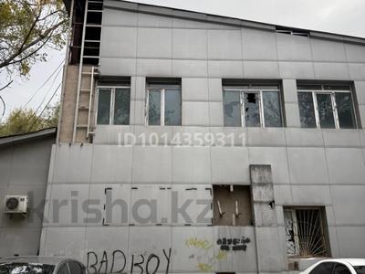 Свободное назначение, офисы, магазины и бутики, общепит, салоны красоты, бани, гостиницы и зоны отдыха, медцентры и аптеки, образование, развлечения · 650 м² за 200 млн ₸ в Алматы, Турксибский р-н
