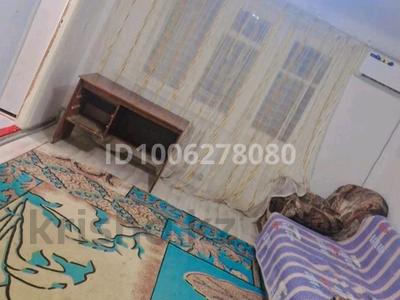 2-комнатная квартира · 50 м² · 4/4 этаж, Тауке хан 4 — Момыш ұлы за 150 000 ₸ в Шымкенте, Аль-Фарабийский р-н