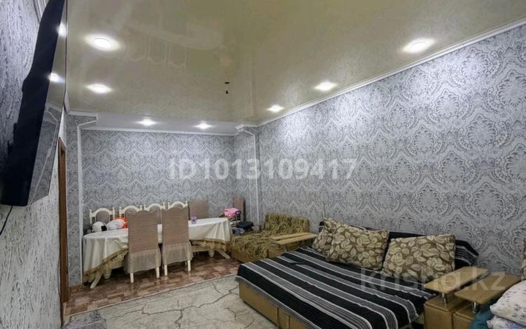 3-бөлмелі пәтер · 72.1 м² · 1/3 қабат, Школьная 3, бағасы: 7.8 млн ₸ в Курчатове — фото 2