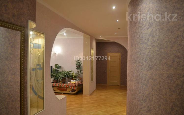 4-бөлмелі пәтер · 180 м² · 11/13 қабат, Шагабутдинова 125 — Шагабутдинова Джамбула, бағасы: 650 000 ₸ в Алматы, Алмалинский р-н — фото 2