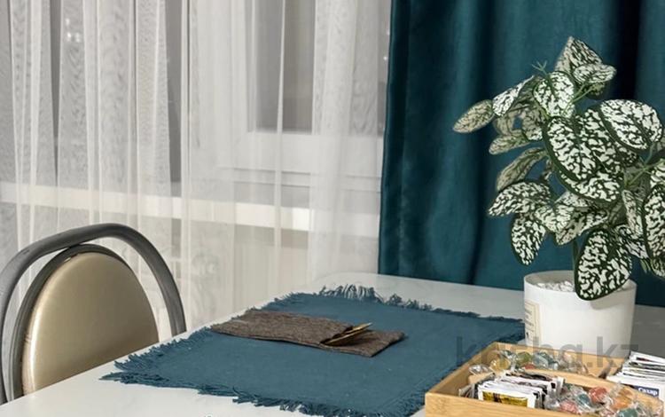 2-комнатная квартира · 42 м² · 7/12 этаж, Шевченко 85 — Сейфуллина за 25 000 ₸ в Алматы, Алмалинский р-н — фото 2