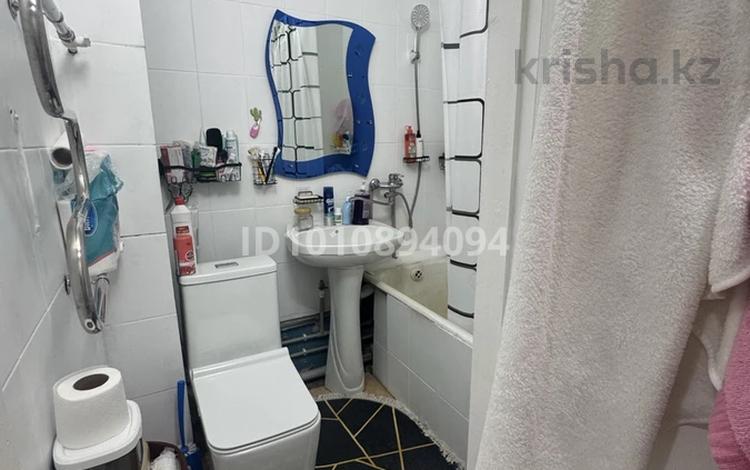 2-бөлмелі пәтер · 42 м² · 4/5 қабат, Алдабергенова 34, бағасы: 17 млн ₸ в Талдыкоргане, мкр Самал — фото 2