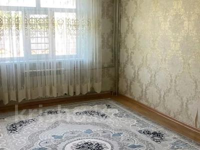 2-бөлмелі пәтер · 54 м² · 4/5 қабат, 21 мкр 4а — 64 школа, бағасы: 17.5 млн ₸ в Шымкенте